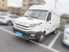 [绍兴·鲁A] 依维柯依维柯得意2025款 2.5T V40厢式运输车绿通加强版 长轴中顶双胎
