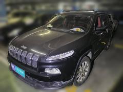 [武汉·鄂A] Jeep自由光2014款 2.4L 豪华版