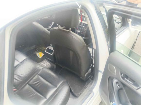 [上海·皖A] 二手奥迪奥迪A4L2012款 2.0 TFSI 自动标准型