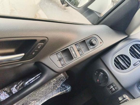 [上海·赣A] 二手大众途观2015款 1.4TSI 手动两驱蓝驱版