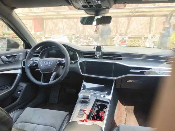 [济南·鲁A] 二手奥迪奥迪A6L2022款 40 TFSI 豪华动感型