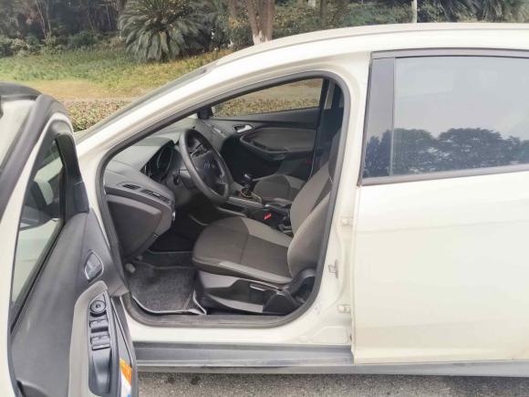 [成都·川G] 二手福特福克斯2012款 两厢 1.6L 手动舒适型