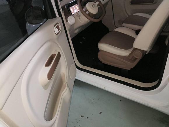 [杭州·浙A] 二手奔腾奔腾小马2026款 222km 闪耀马