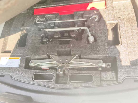 [上海·沪F] 二手丰田亚洲龙2019款 双擎 2.5L XLE尊贵版 国VI