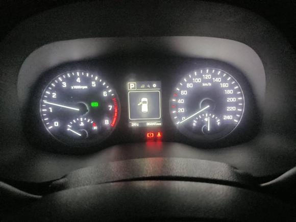 [青岛·新A] 二手现代途胜2015款 1.6T 双离合两驱智能型