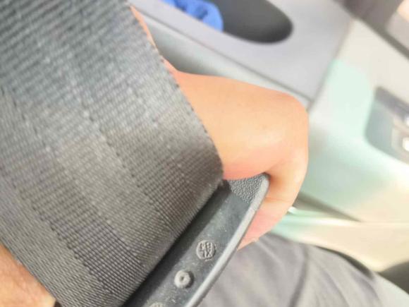 [合肥·豫A] 二手依维柯依维柯褒迪2017款 2.5T尊享A37客车高顶6-7座47Z5