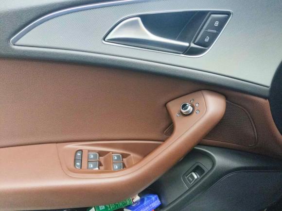 [广州·粤A] 二手奥迪奥迪A6L2017款 45 TFSI quattro 运动型