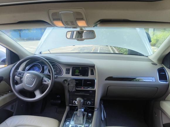 [深圳·粤B] 二手奥迪奥迪Q72011款 3.0 TFSI 技术型(245kW)