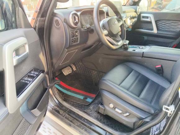 [济南·鲁J] 二手北京越野北京越野BJ402024款 2.0D 刀锋英雄荣耀版