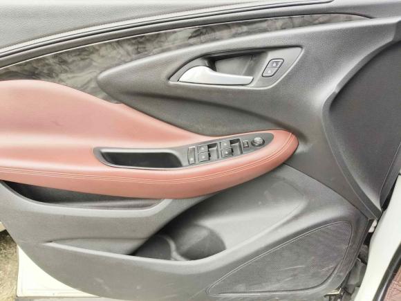 [成都·川A] 二手别克昂科威Plus2016款 20T 两驱精英型