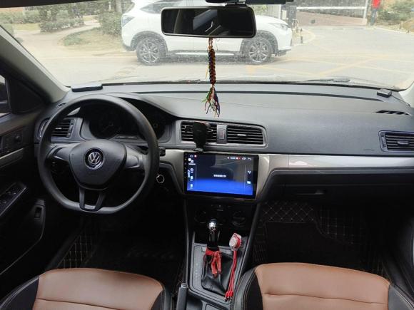 [武汉·鄂A] 二手大众朗逸2015款 1.6L 自动风尚版