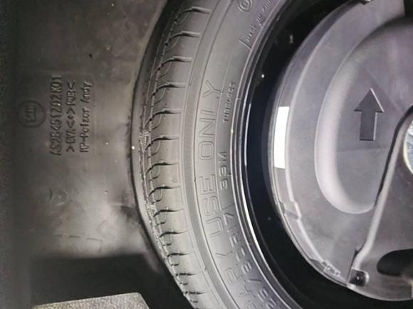 [苏州·苏E] 二手荣威荣威RX5 MAX2022款 2.0T 自动有为尊荣版