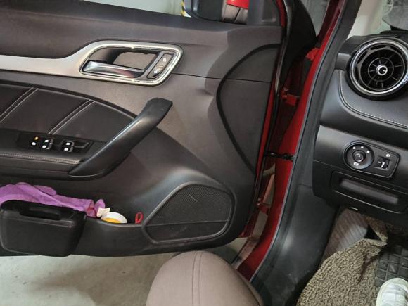 [上海·沪A] 二手名爵名爵6新能源2018款 45T E-DRIVE智驱混动PILOT超级互联网版