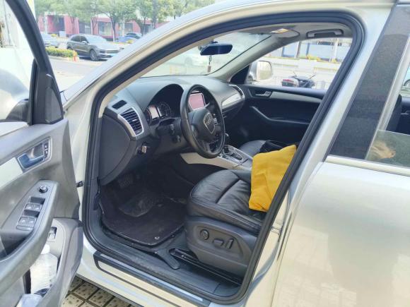 [上海·皖A] 二手奥迪奥迪Q52011款 2.0TFSI 技术型