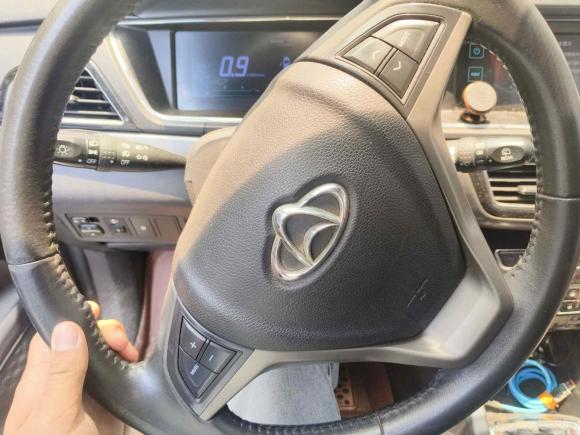 [武汉·鄂A] 二手长安凯程长安欧尚A6002016款 1.5L 手动豪华型7座