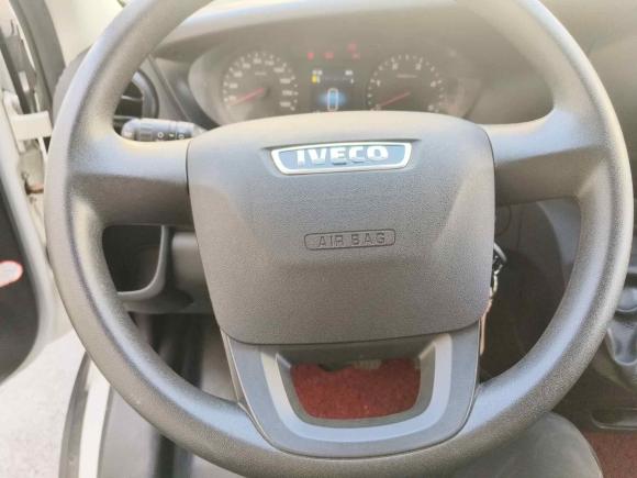 [苏州·苏U] 二手依维柯依维柯欧胜2021款 2.0T 手动超瑞短轴低顶侧拉门F1A