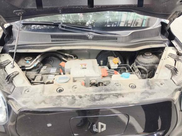 [南京·苏L] 二手零跑汽车零跑T032021款 400轻享版 磷酸铁锂