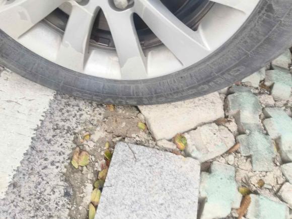 [青岛·鲁B] 二手别克别克GL82014款 2.4L CT豪华商务舒适版