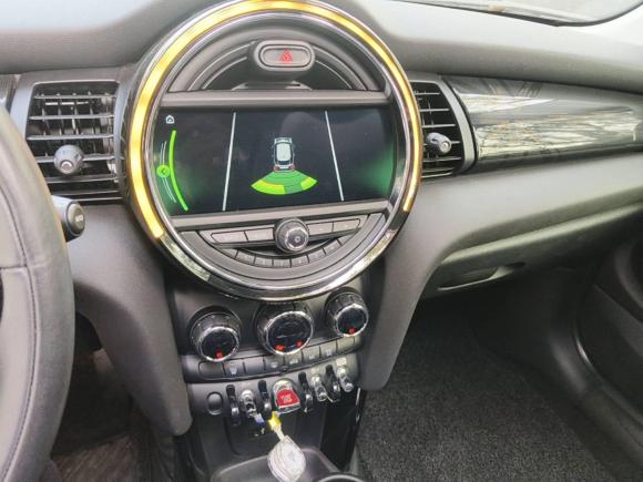 [上海·粤F] 二手MINIMINI2018款 1.5T COOPER 艺术家