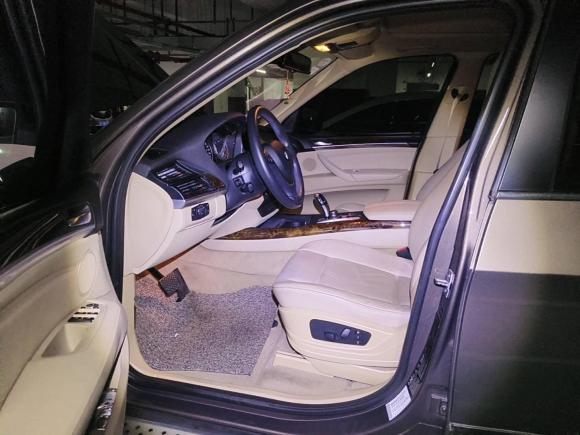 [上海·沪A] 二手宝马宝马X52013款 xDrive35i 豪华型