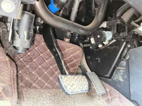 [西安·陕A] 二手哈弗哈弗M62017款 1.5T 自动两驱精英型