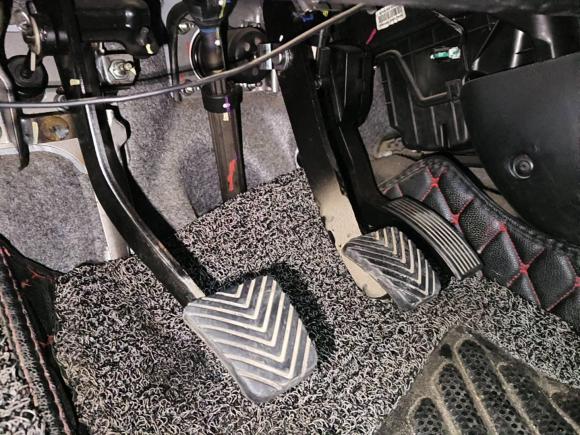 [深圳·豫D] 二手起亚起亚K22015款 三厢 1.4L MT GLS