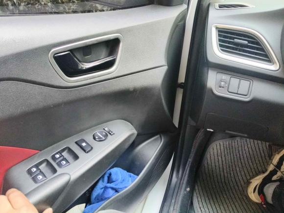 [武汉·鄂W] 二手现代悦纳2016款 1.4L 自动活力版SPORT