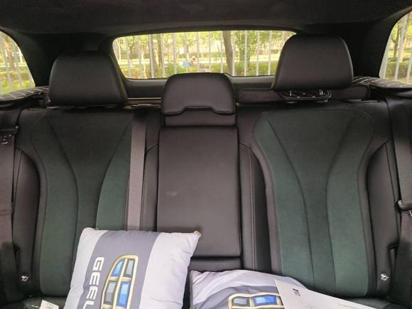 [上海·苏U] 二手吉利汽车星越L2021款 2.0TD DCT EVO两驱智尊型