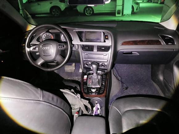 [成都·川A] 二手奥迪奥迪A4L2011款 2.0 TFSI 技术型