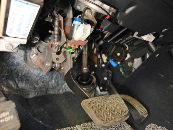 [上海·沪G] 二手丰田凯美瑞2016款 2.0G 十周年纪念领先版