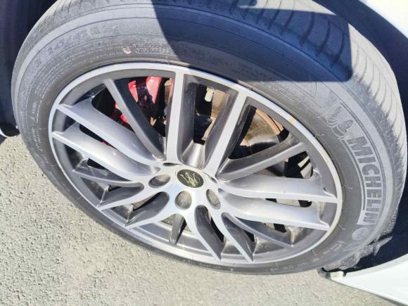 [青岛·鲁B] 二手玛莎拉蒂Ghibli2014款 3.0T 标准版