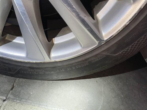 [无锡·苏B] 二手别克威朗2015款 三厢 20T 双离合领先型