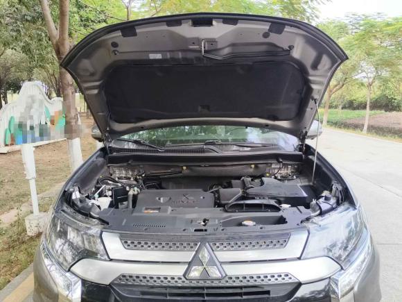 [佛山·粤E] 二手三菱欧蓝德2019款 2.4L 四驱致享版 7座 国V