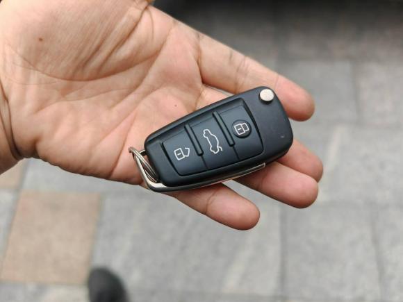 [广州·粤A] 二手奥迪奥迪Q32020款 40 TFSI 时尚动感型