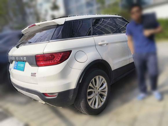 [苏州·苏E] 二手陆风陆风X72015款 2.0T 全景尊贵版