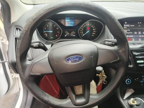 [广州·粤S] 二手福特福克斯2015款 两厢 1.6L 自动舒适型