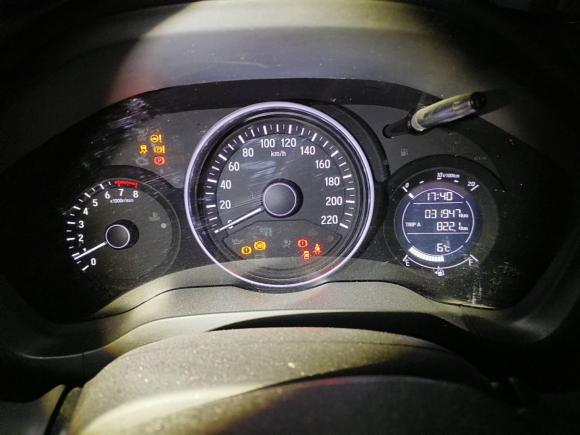 [芜湖·皖B] 二手本田缤智2015款 1.5L 手动两驱舒适型