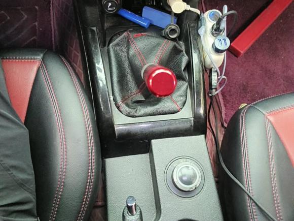 [成都·新A] 二手陆风陆风X82014款 探索版 2.0T 柴油4X4豪华型