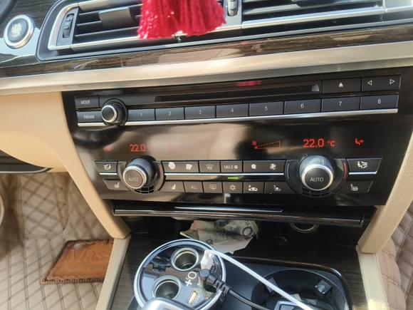 [深圳·粤B] 二手宝马宝马7系2009款 730Li豪华型