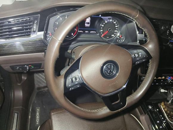 [苏州·苏E] 二手大众辉昂2016款 380TSI 两驱至尊版
