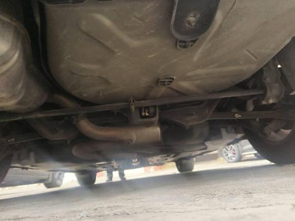 [无锡·苏B] 二手雪铁龙雪铁龙C52013款 2.3L 自动尊贵型