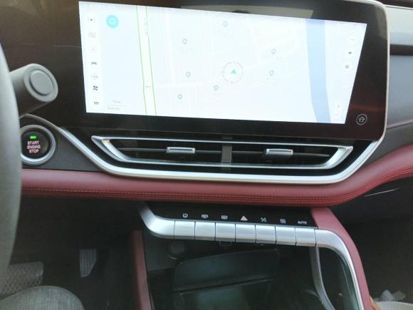 [上海·沪C] 二手上汽大通MAXUS大通T902021款 2.0T双增压 自动四驱高底盘豪华型标箱