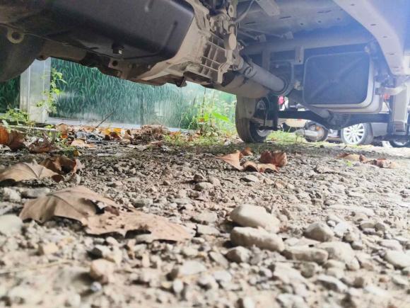 [义乌·浙G] 二手金杯金杯金卡S32022款 1.6L栏板车双排标准型2.35米SWD16MS