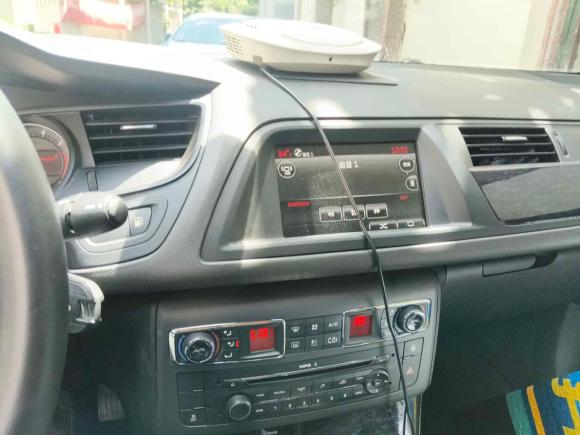 [上海·沪A] 二手雪铁龙雪铁龙C52014款 2.0L 自动尊享型