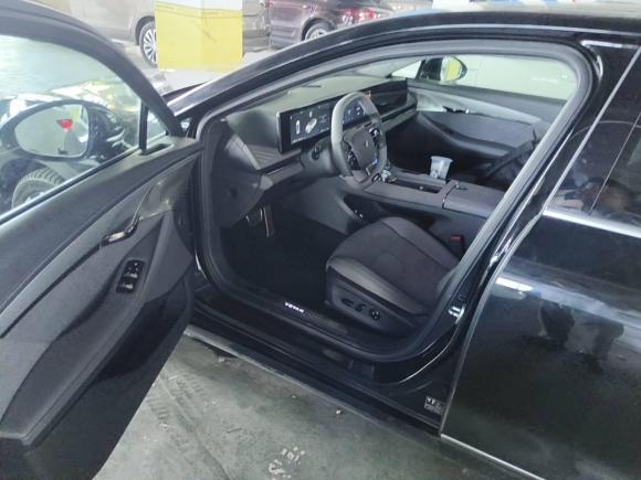 [武汉·鄂A] 二手岚图汽车岚图追光2024款 PHEV 四驱超长续航旗舰版