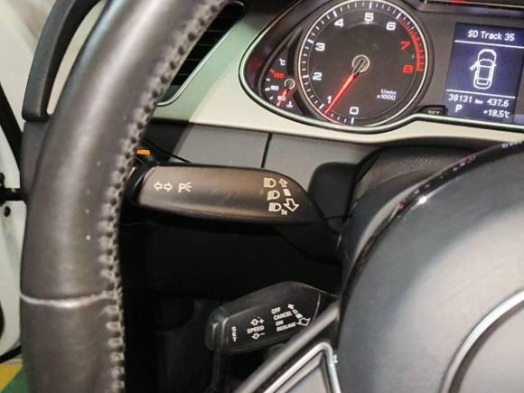 [深圳·粤B] 二手奥迪奥迪A4L2015款 35 TFSI 自动舒适型