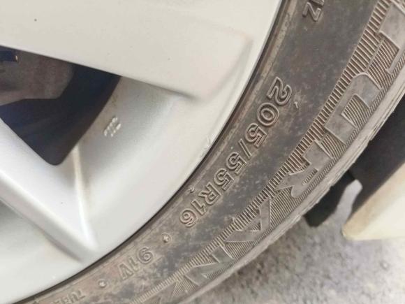 [成都·川A] 二手丰田卡罗拉2014款 1.6L CVT GLX-i导航版