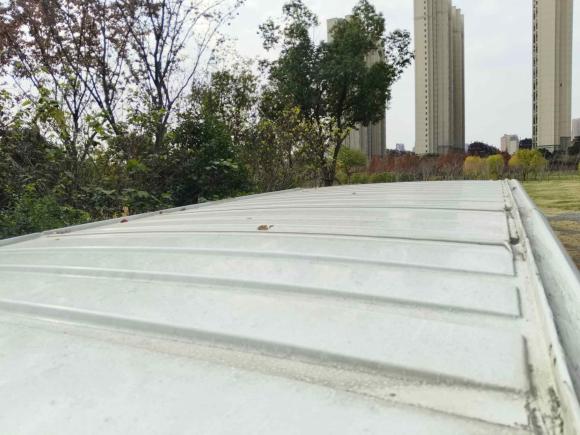 [无锡·苏B] 二手大通新途V802023款 2.0T AMT经典傲运通长轴中顶6/7/8/9座