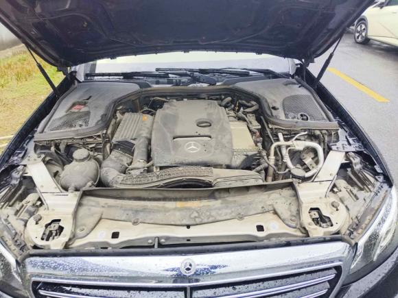 [南昌·赣A] 二手奔驰奔驰E级2019款 E 300 L 时尚型