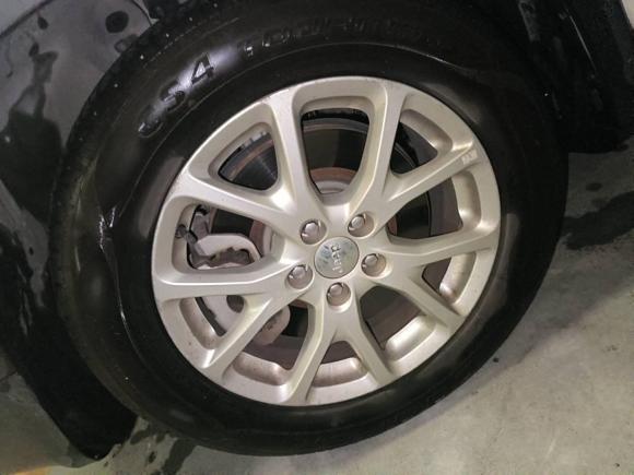 [广州·粤E] 二手Jeep自由光2017款 2.0L 优越版